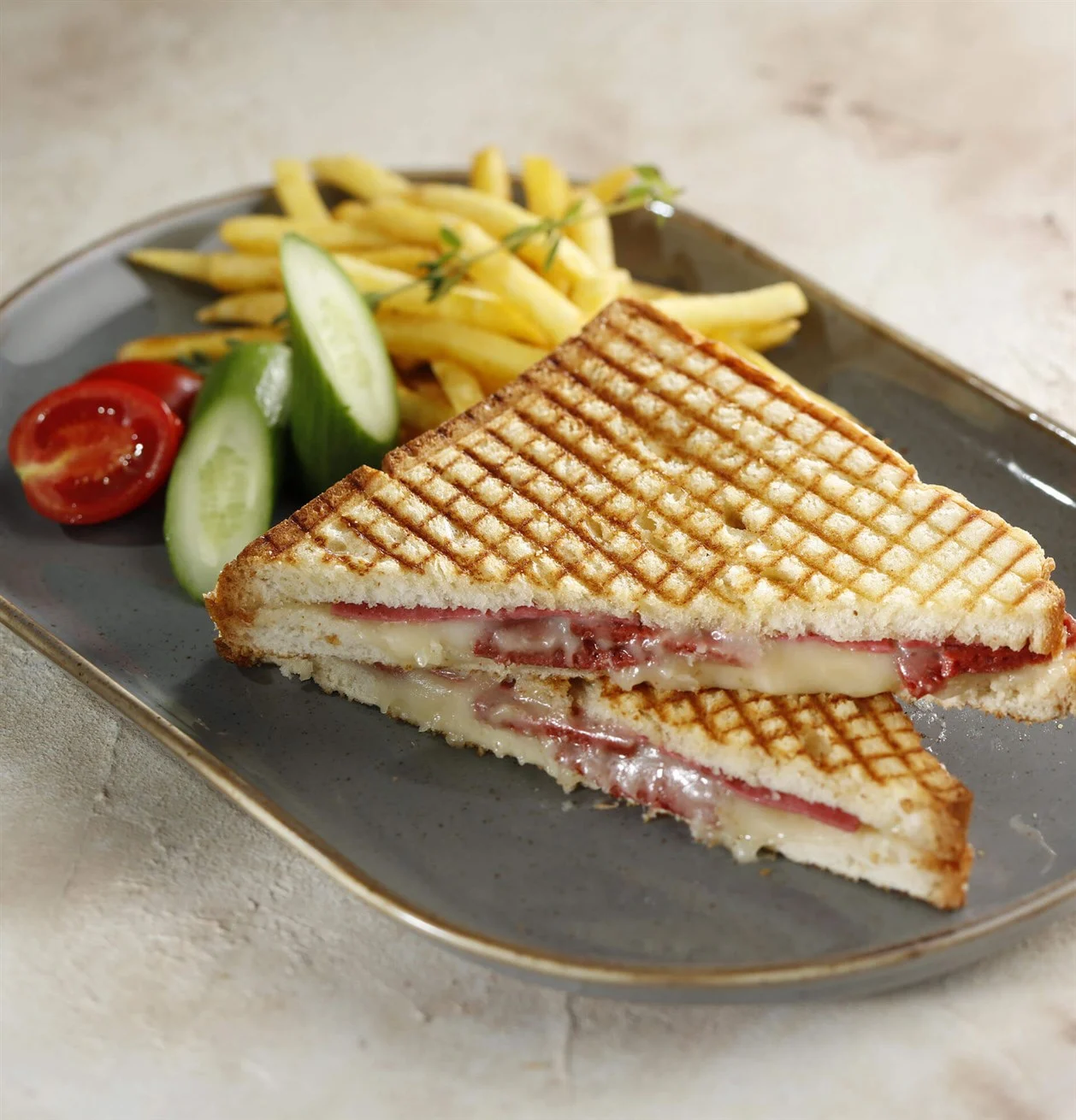 SUCUKLU TOST